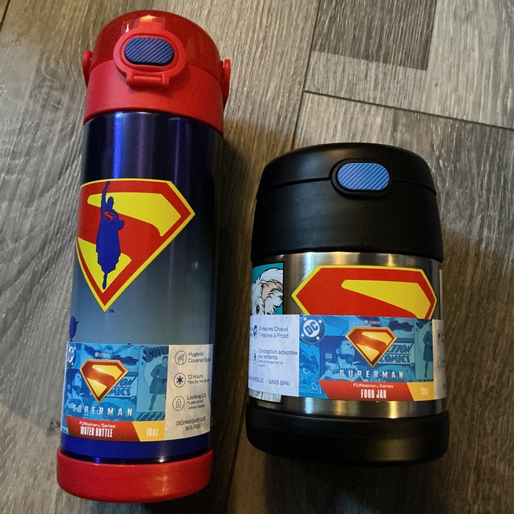 💰Make an offer, bundle and save💰 NWT Thermos Superman Water, Food Jar Set